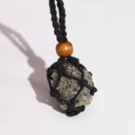 Макраме ланче за кристали- Црно