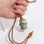 Макраме ланче за кристали-Кафеаво