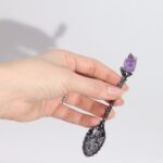 Комплет од 7 темно сребрени кристални лажички за вештерки од скапоцен камен