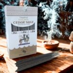 Стапчиња од смола подкадување  златен кедар и жалфија од 30 г - Image 3